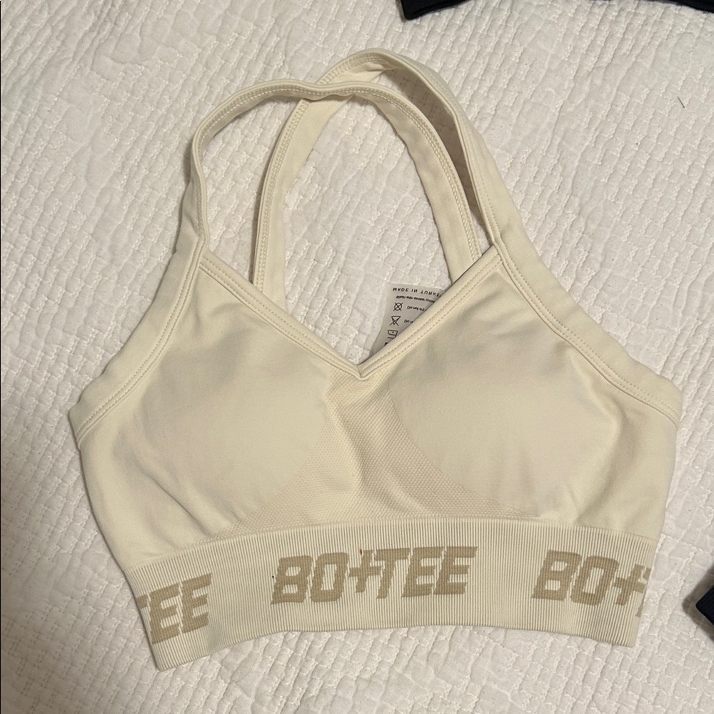 Workout Tops Bundle - Picture 5 of 5